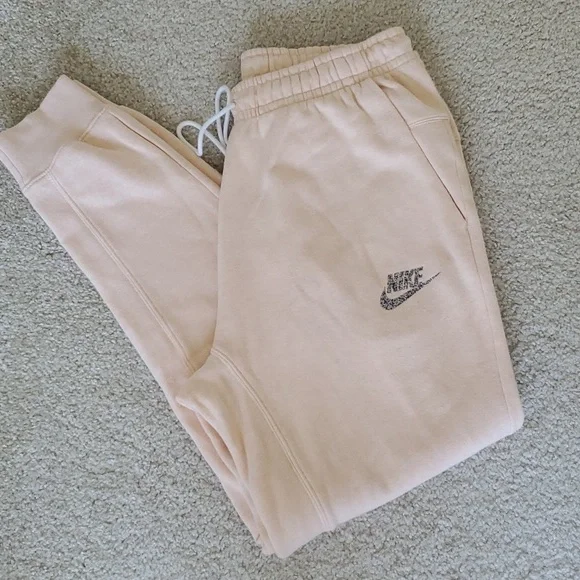 Nike 2 pieces SET  Sweater & Jogger Set As Pack Men's Coconut Cream, - Picture 3 of 10